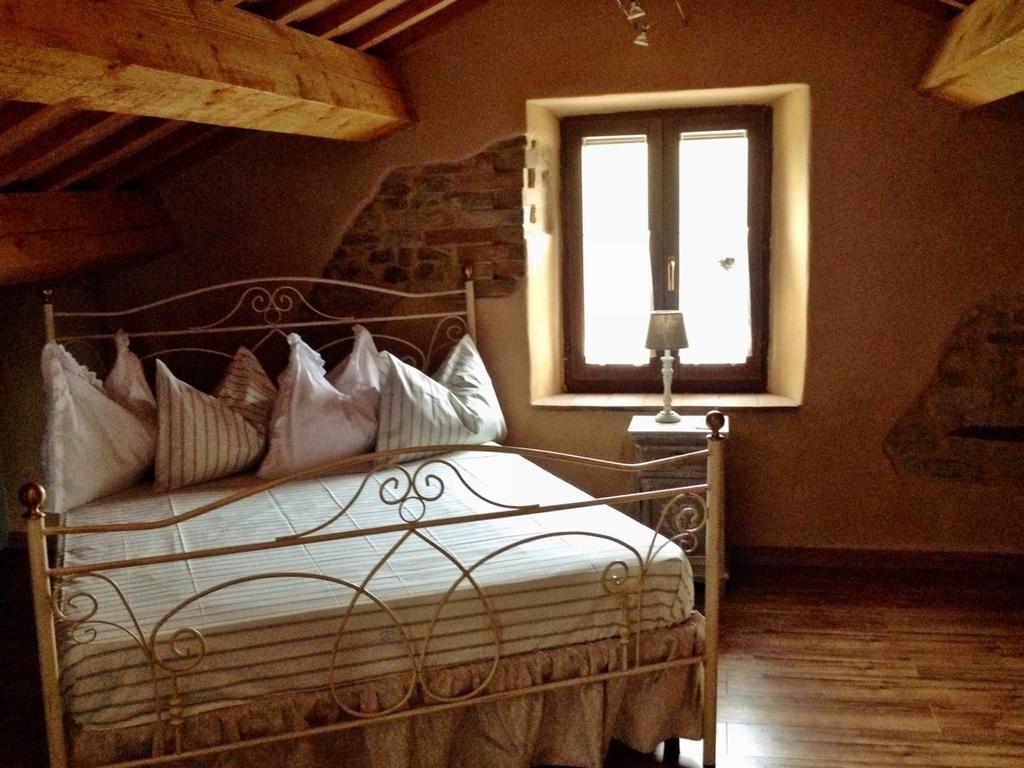 Casale Delle Rondini Bed & Breakfast Tolentino Room photo